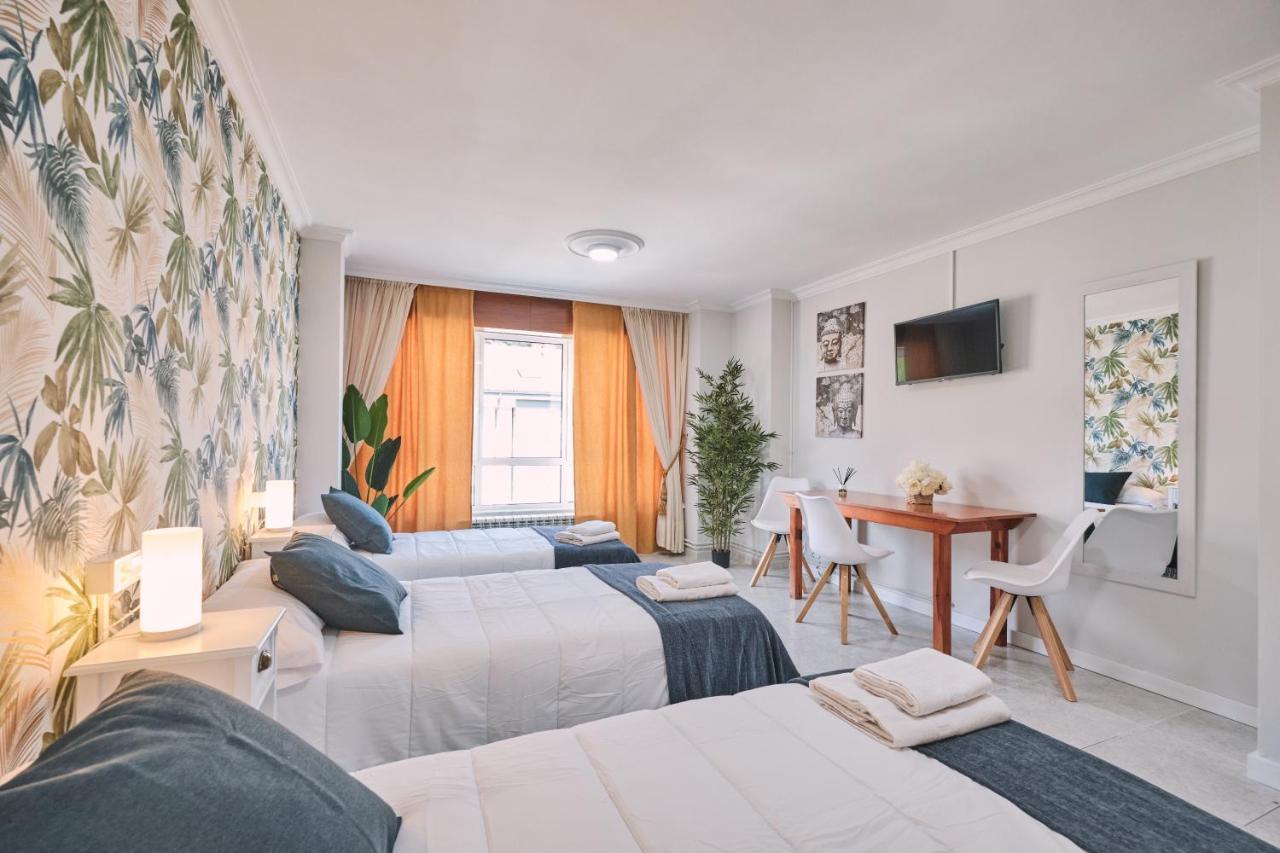 Peregrina Pension 5 O Pedrouzo Bagian luar foto